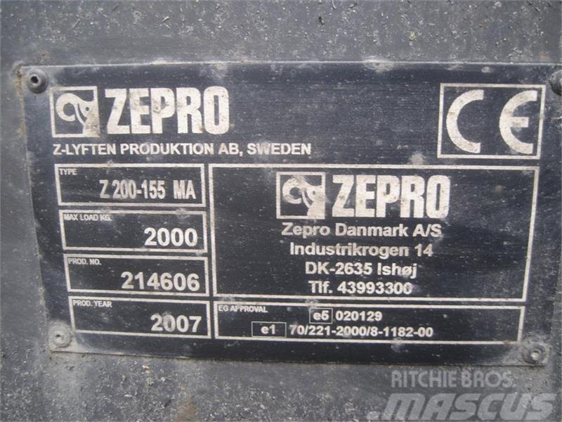  - - -  Zepro Z lift Рампи