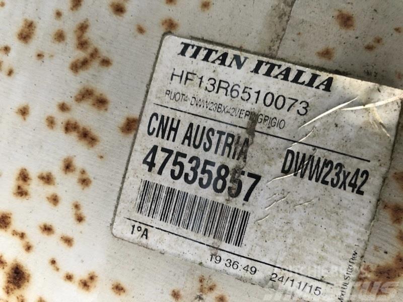 Titan 23x42 10 huls fra NH T7.315 Колеса