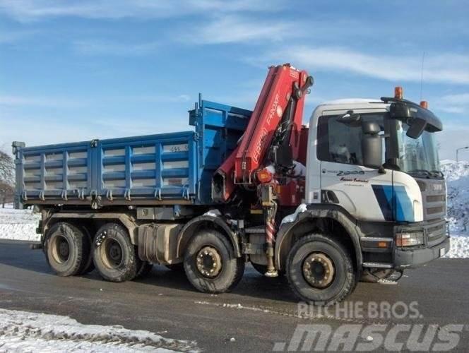 Scania P420 con Gru Fassi Вантажівки / спеціальні