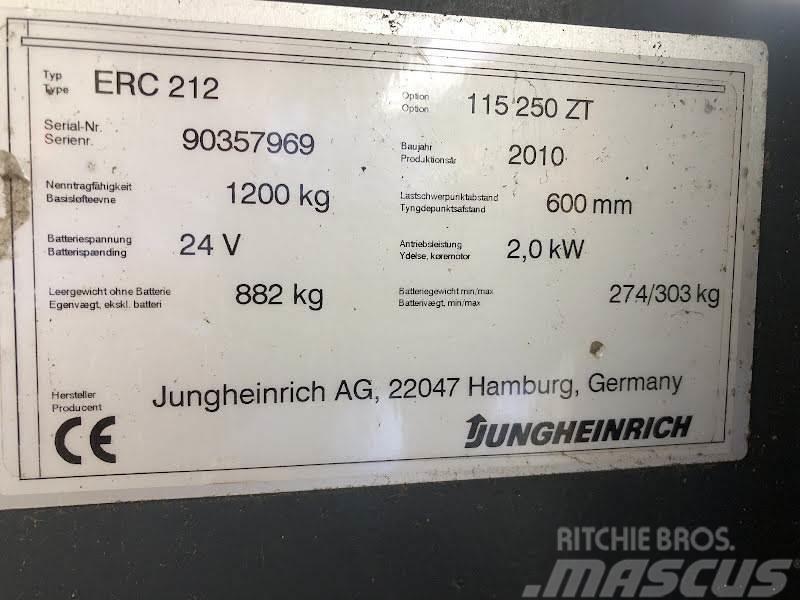 Jungheinrich ERC 212 Самохідні електроштабелери