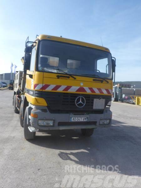 Mercedes-Benz PATA Вантажівки / спеціальні