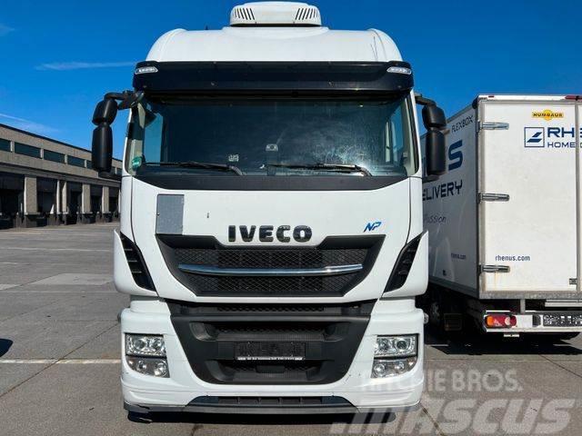 Iveco AS440 S46T Тягачі