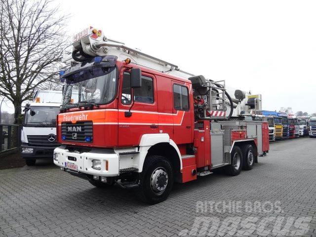 MAN FE410 6X6/ Vema Lift 32 Meter/ Feuerwehr Автовишки на базі вантажівки