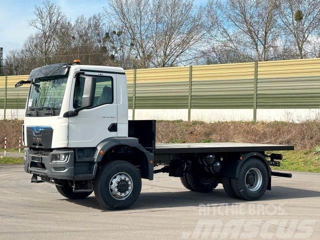 MAN TGM 18.320 4x4 Euro 6e Plato Вантажівки-платформи/бокове розвантаження