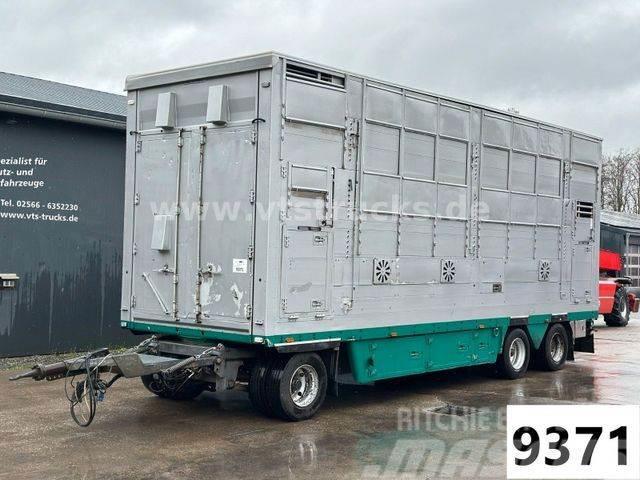 Pezzaioli RBA 31 C 3-Stock Viehtransport Трейлери для транспортування тварин