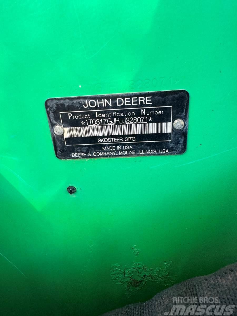 John Deere 317G Міні-навантажувачі