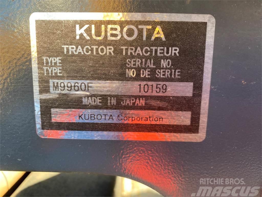 Kubota M9960 Трактори