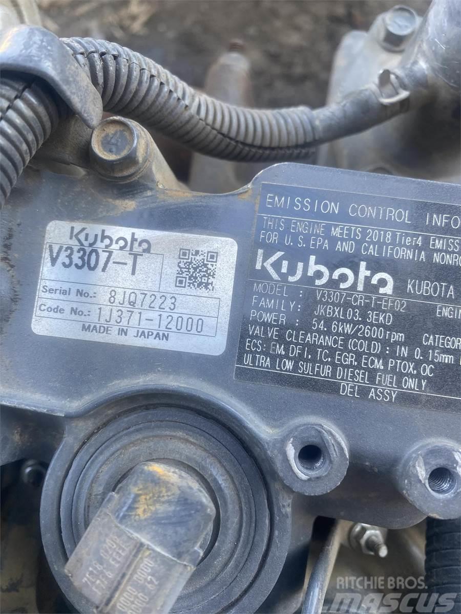 Kubota V3307T Двигуни