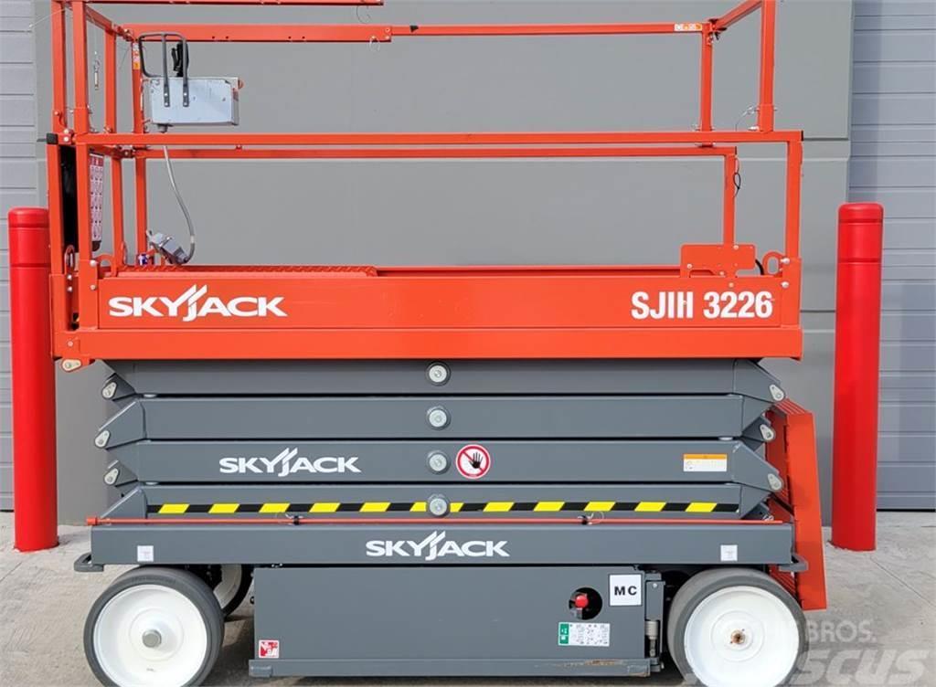 SkyJack SJ3226 Інше
