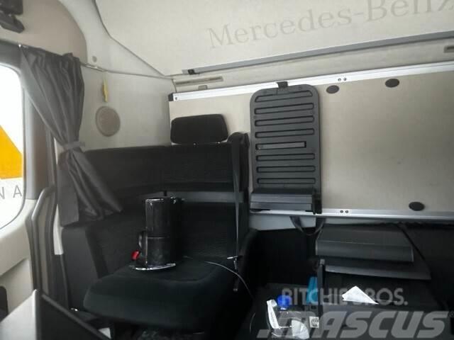 Mercedes-Benz Actros 2553 6x2 Рефрижератори