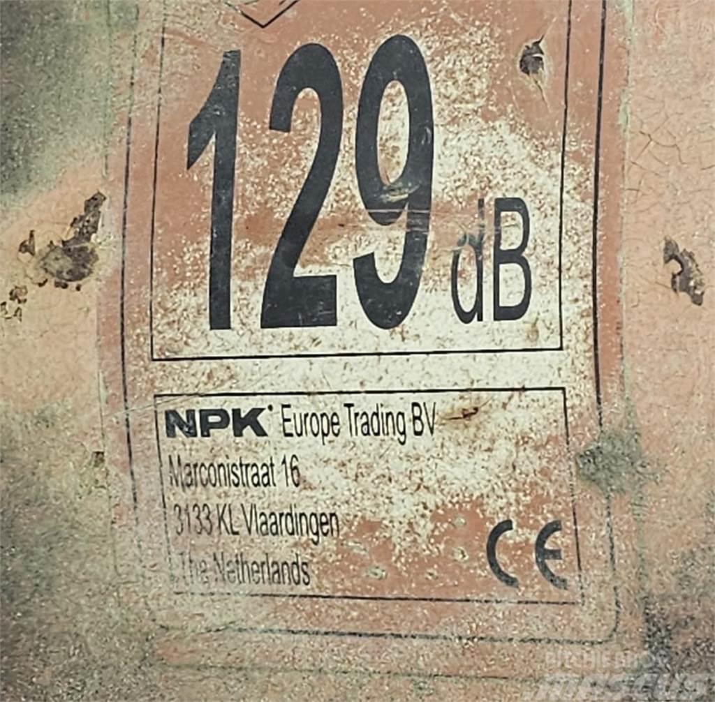 NPK E-210 C iskuvasara NTP10 kiinnikkeellä Плуги
