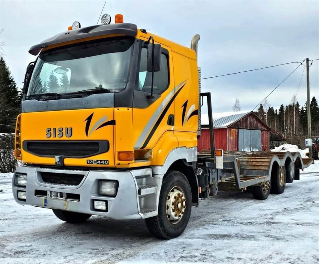 Sisu E12 440 8x2 Вантажівки для лісозаготівель