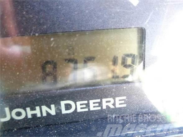 John Deere 6115D Трактори