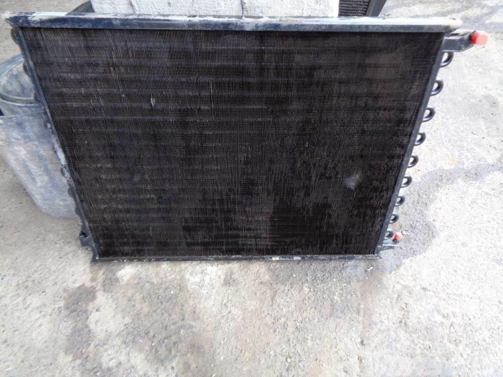 New Holland Air conditioning radiator Кабіна