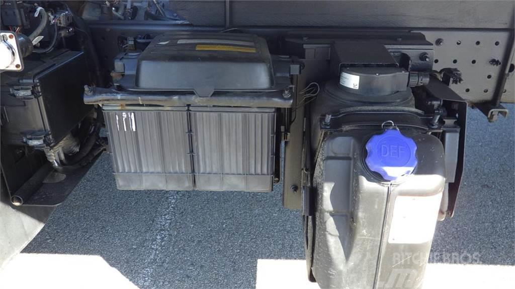 Hino 155 Cube Van Панельні фургони