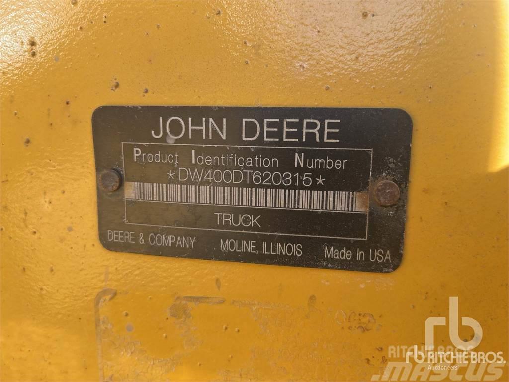 John Deere 400D Зчленовані самоскиди