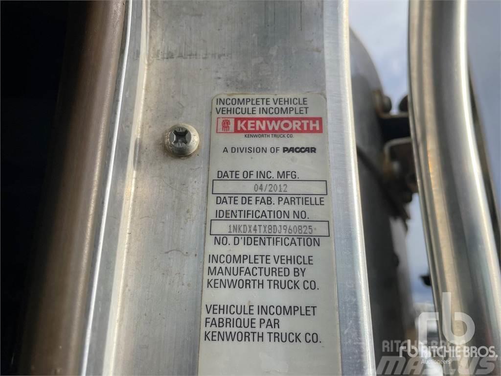 Kenworth T800 Комбі/Вакуумні вантажівки