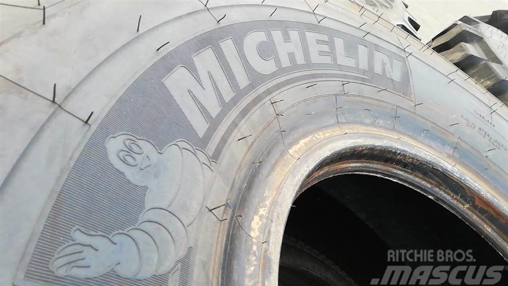 Michelin 23.5R25 Xadn+ 185B NEW DEMOUNT. Шини