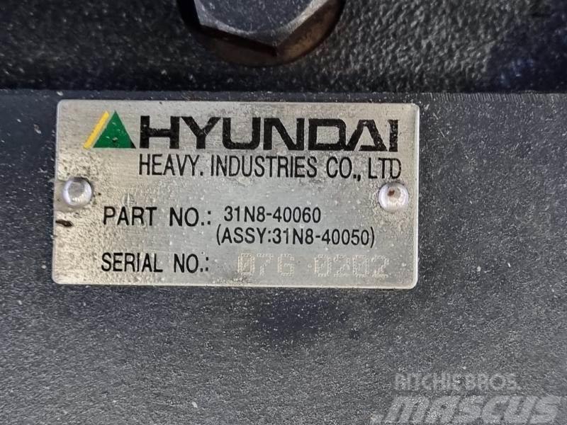 Hyundai FINAL DRIVE 31N8-40060 Осі