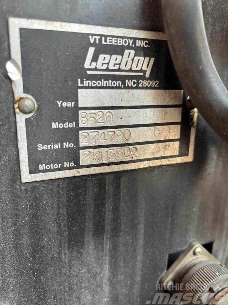LeeBoy 8520B Асфальтовкладачі