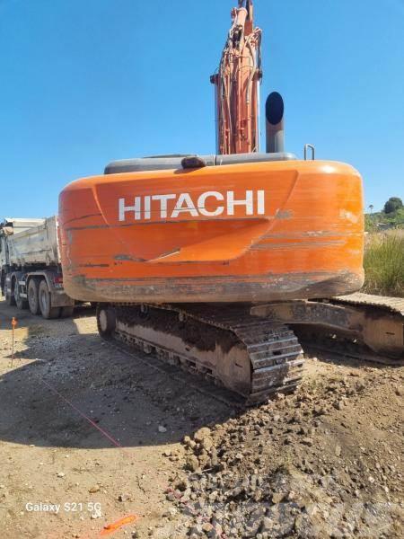 Hitachi zx250nlc Гусеничні екскаватори
