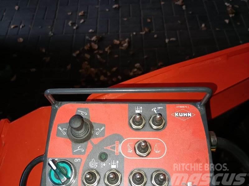 Kuhn Profile Plus 14.2 Завантажувачі змішувальних машин