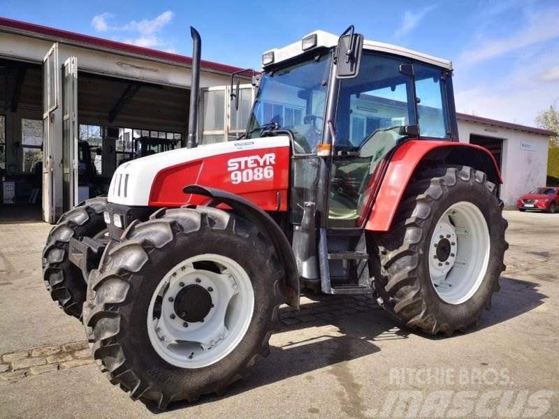 Steyr 9086 Трактори