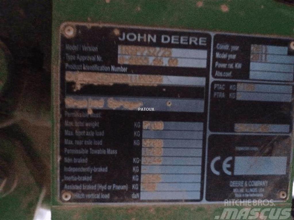 John Deere 732I Причіпні обприскувачі