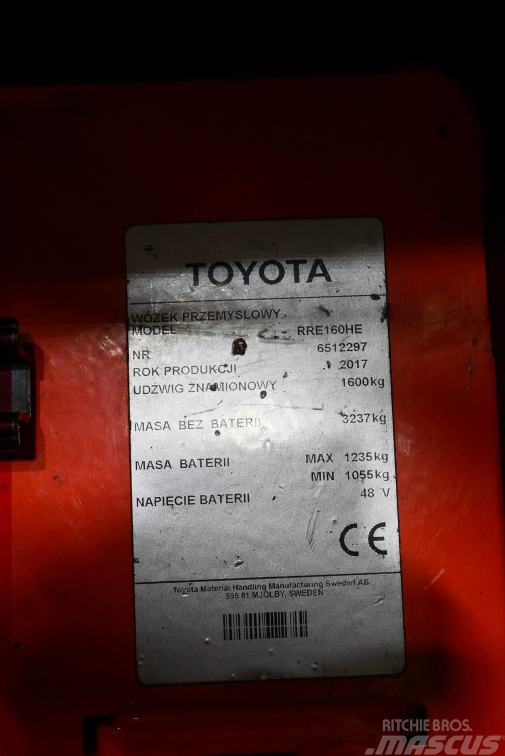 Toyota RRE160HE Річ-трак із високим підйомом