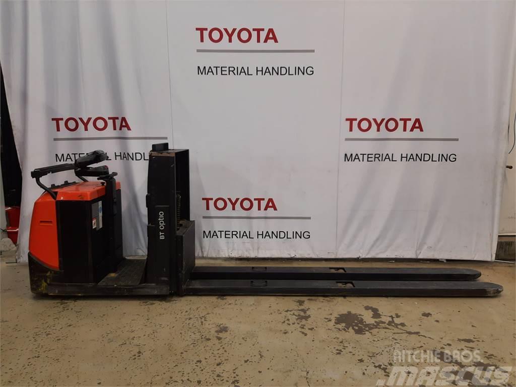 Toyota OSE180XP Підбирачі замовлень з нижніх ярусів