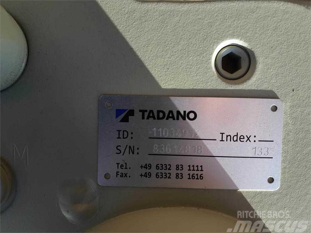 Tadano Faun Tadano AC 700 telescopic cylinder Запчастини для кранів
