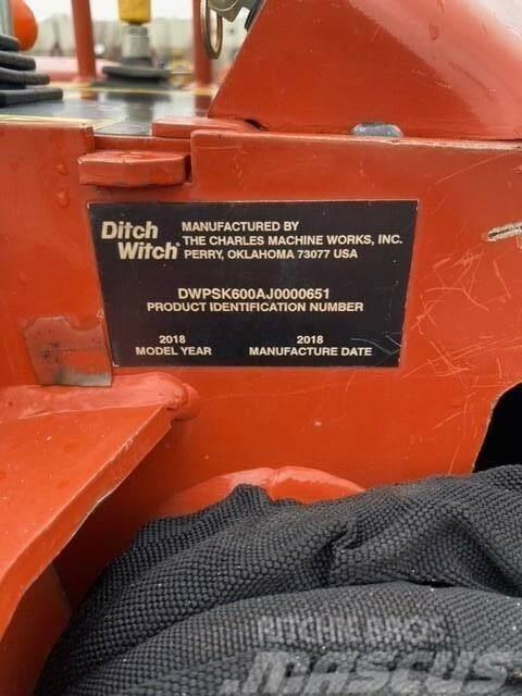 Ditch Witch SK600 Міні-навантажувачі
