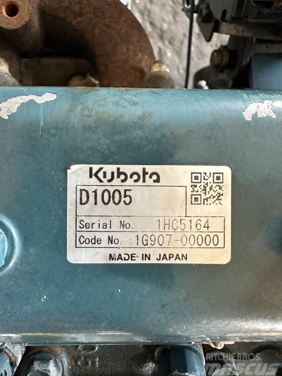 Kubota D1005 Двигуни